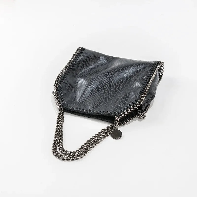 Bolsa Jasmine Correntes use o cupom PRIMEIRACOMPRA e garanta 12%OFF