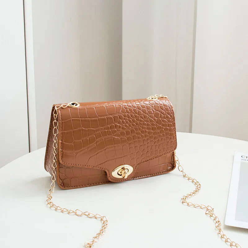 Bolsa Le'Italia use o cupom PRIMEIRACOMPRA e garanta 12%OFF