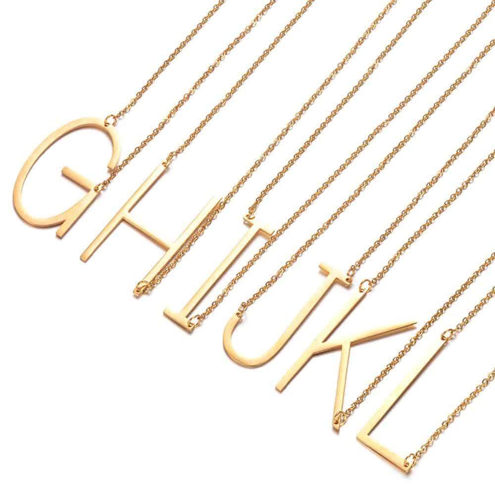 Colar Monograma Letras - Sua Boutique