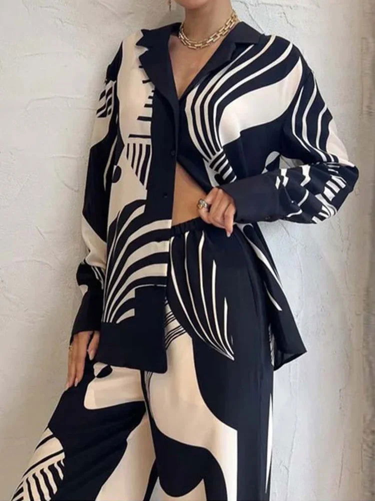 Conjunto Calça e Camisa Sonya use o cupom PRIMEIRACOMPRA e garanta 12%OFF