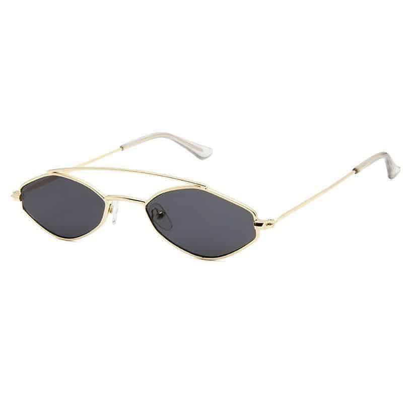 Óculos de Sol Oval Retrô Lady use o cupom PRIMEIRACOMPRA e garanta 12%OFF