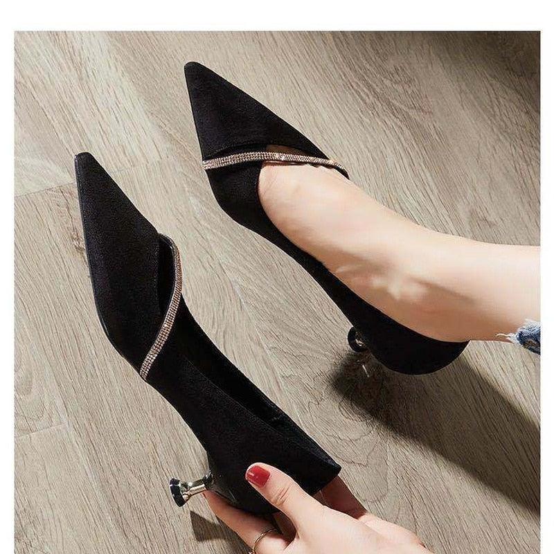 Scarpin Elegance use o cupom PRIMEIRACOMPRA e garanta 12%OFF