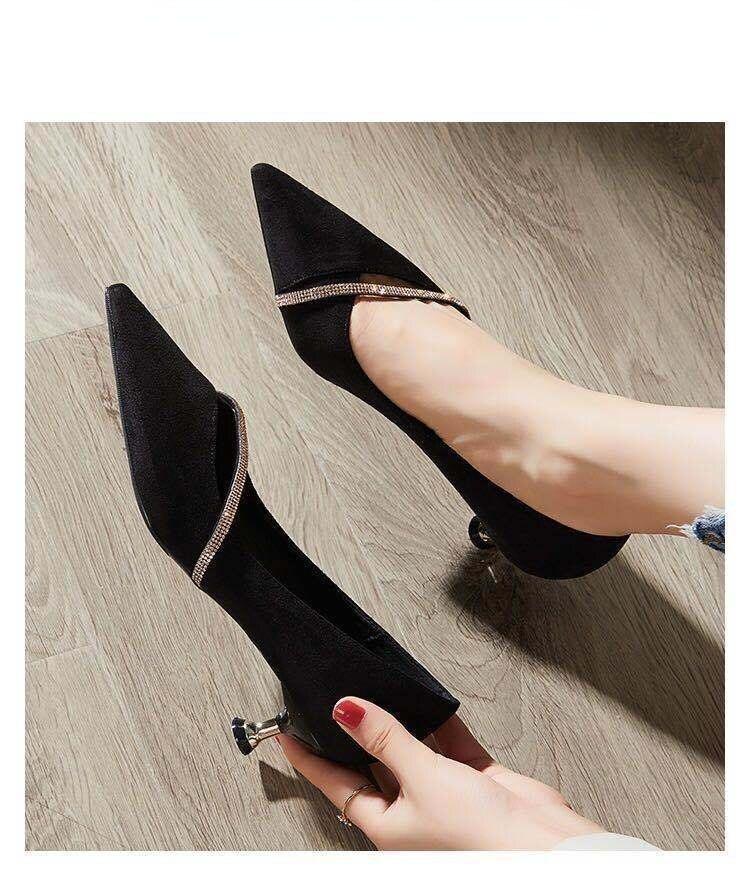 Scarpin Elegance use o cupom PRIMEIRACOMPRA e garanta 12%OFF