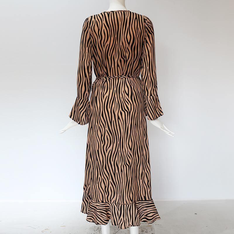 Vestido Midi Animal Print Ísis use o cupom PRIMEIRACOMPRA e garanta 12%OFF