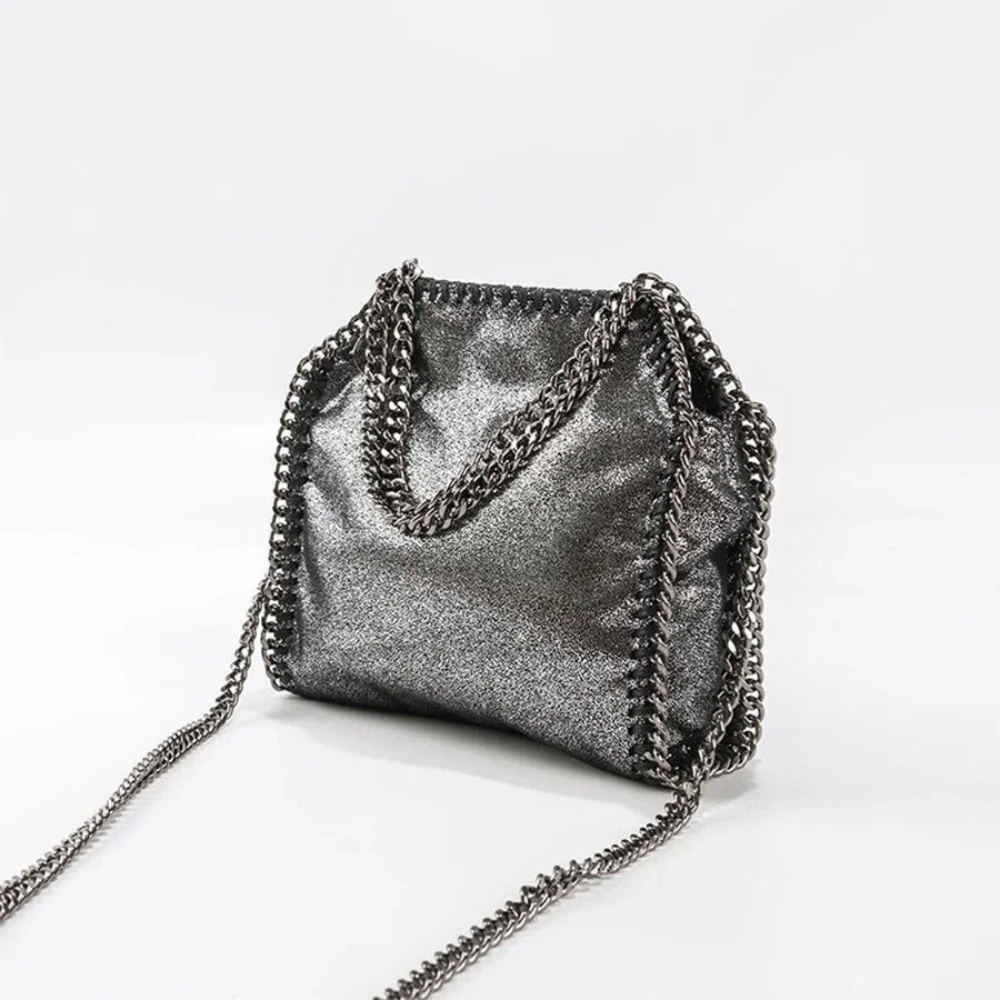 Bolsa Jasmine Correntes use o cupom PRIMEIRACOMPRA e garanta 12%OFF