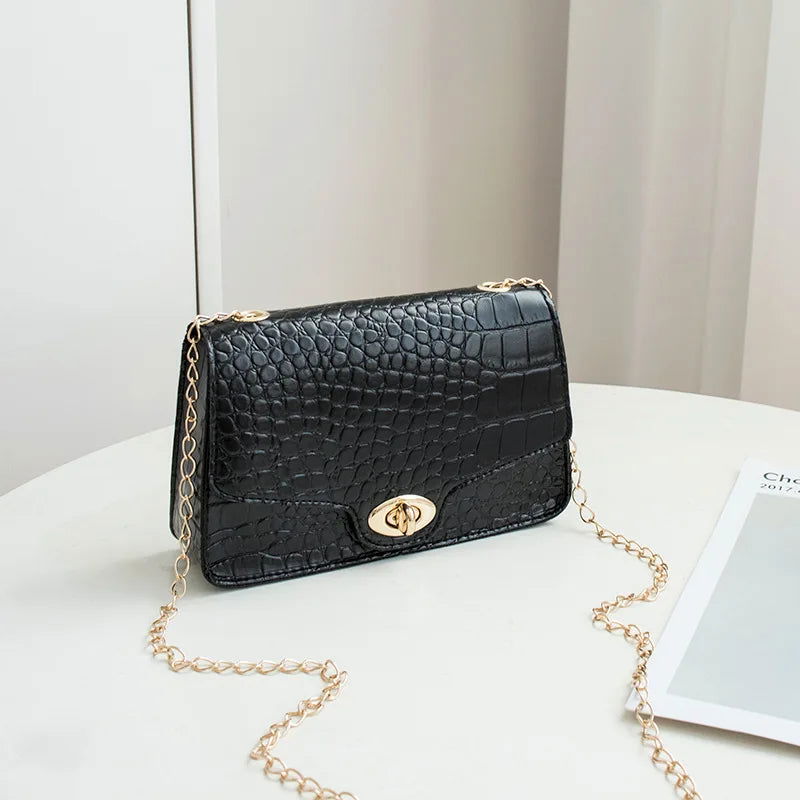 Bolsa Le'Italia use o cupom PRIMEIRACOMPRA e garanta 12%OFF