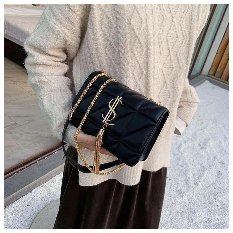 Bolsa Shoulder Bag use o cupom PRIMEIRACOMPRA e garanta 12%OFF