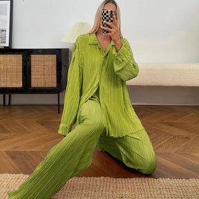 Conjunto Calça e Camisa Francesca use o cupom PRIMEIRACOMPRA e garanta 12%OFF