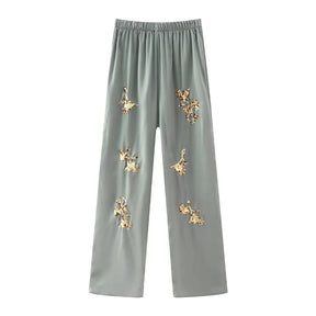 Conjunto Calça e Camisa detalhes Bordados use o cupom PRIMEIRACOMPRA e garanta 12%OFF