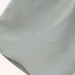Conjunto Calça e Camisa detalhes Bordados use o cupom PRIMEIRACOMPRA e garanta 12%OFF