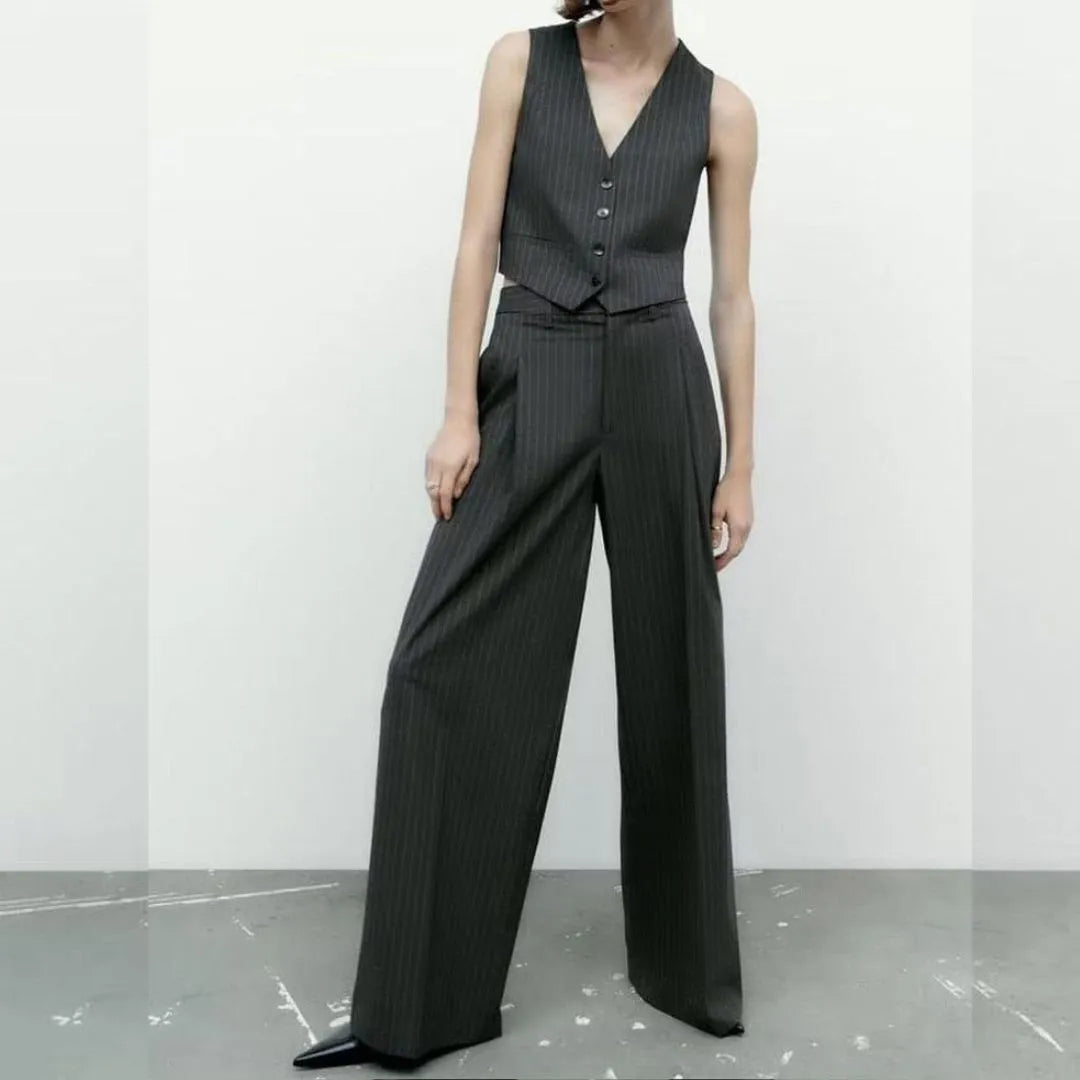 Conjunto Calça e Top Risca de Giz use o cupom PRIMEIRACOMPRA e garanta 12%OFF