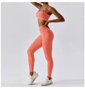 Conjunto Fitness Top e Legging Gabriela use o cupom PRIMEIRACOMPRA e garanta 12%OFF