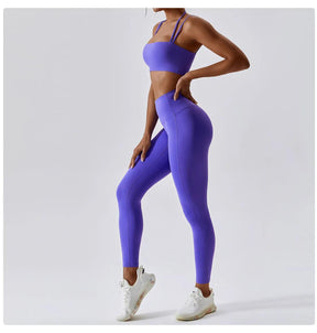 Conjunto Fitness Top e Legging Gabriela use o cupom PRIMEIRACOMPRA e garanta 12%OFF