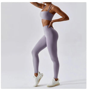 Conjunto Fitness Top e Legging Gabriela use o cupom PRIMEIRACOMPRA e garanta 12%OFF