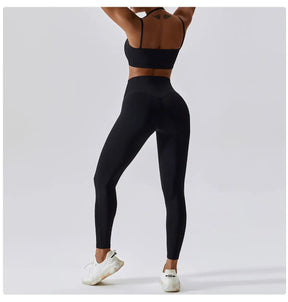 Conjunto Fitness Top e Legging Gabriela use o cupom PRIMEIRACOMPRA e garanta 12%OFF