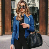 Jaqueta Outfit Couro Ecológico use o cupom PRIMEIRACOMPRA e garanta 12%OFF