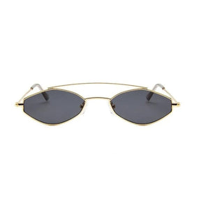 Óculos de Sol Oval Retrô Lady use o cupom PRIMEIRACOMPRA e garanta 12%OFF
