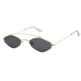 Óculos de Sol Oval Retrô Lady use o cupom PRIMEIRACOMPRA e garanta 12%OFF