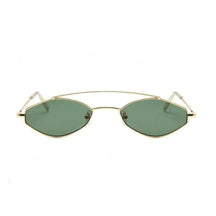 Óculos de Sol Oval Retrô Lady use o cupom PRIMEIRACOMPRA e garanta 12%OFF