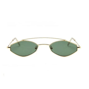 Óculos de Sol Oval Retrô Lady use o cupom PRIMEIRACOMPRA e garanta 12%OFF