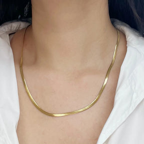 Colar Snake minimalista Banhado em Ouro 18K use o cupom PRIMEIRACOMPRA e garanta 12%OFF