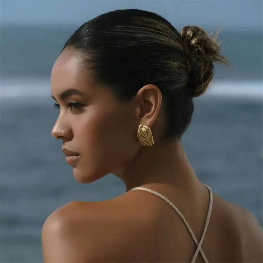 Brinco Wave Banhado em Ouro 18K - Sua Boutique