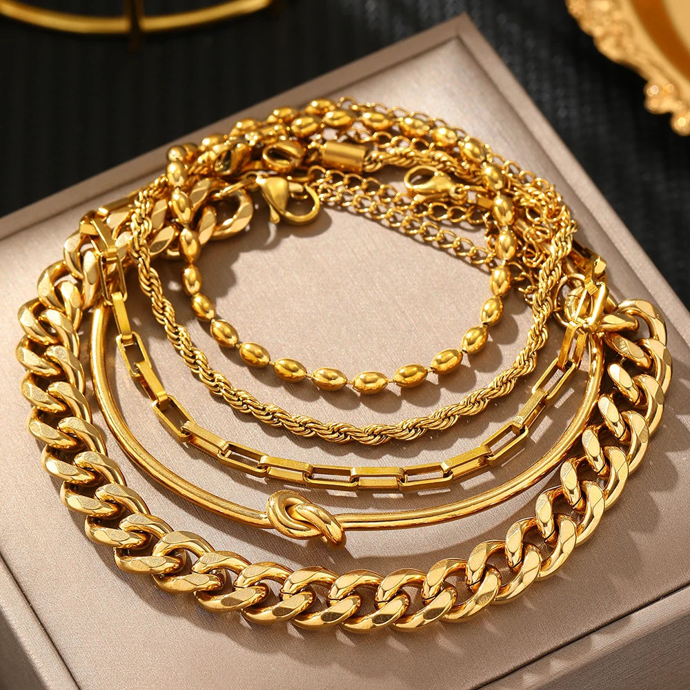 Mix Pulseiras trançadas Lorena Banhado em Ouro 18K use o cupom PRIMEIRACOMPRA e garanta 12%OFF