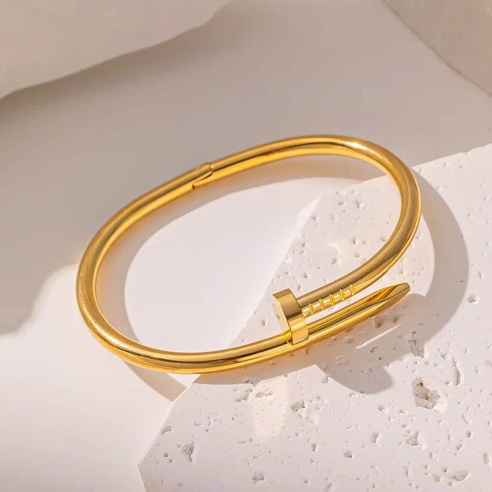 Bracelete Prego Banhado em Ouro 18K - Sua Boutique