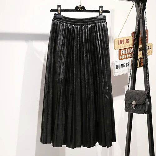 Saia Midi Plissada - Couro Ecológico - Sua Boutique
