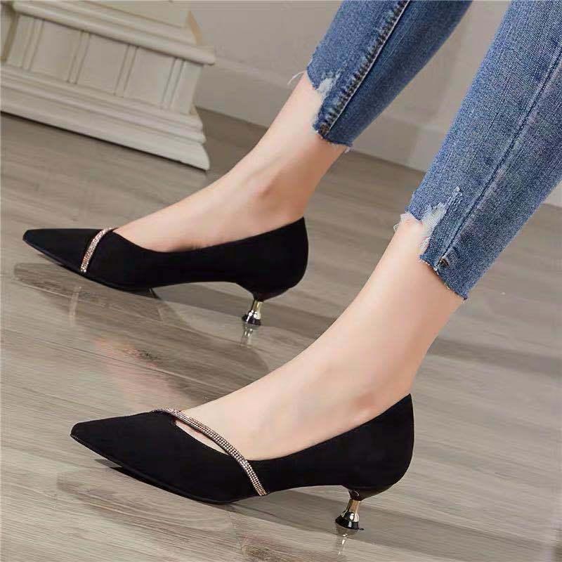 Scarpin Elegance use o cupom PRIMEIRACOMPRA e garanta 12%OFF
