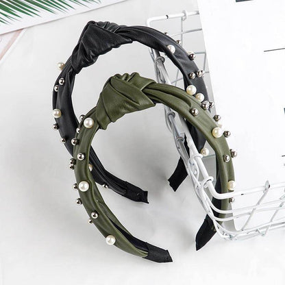 Tiara Couro Pérolas - Sua Boutique