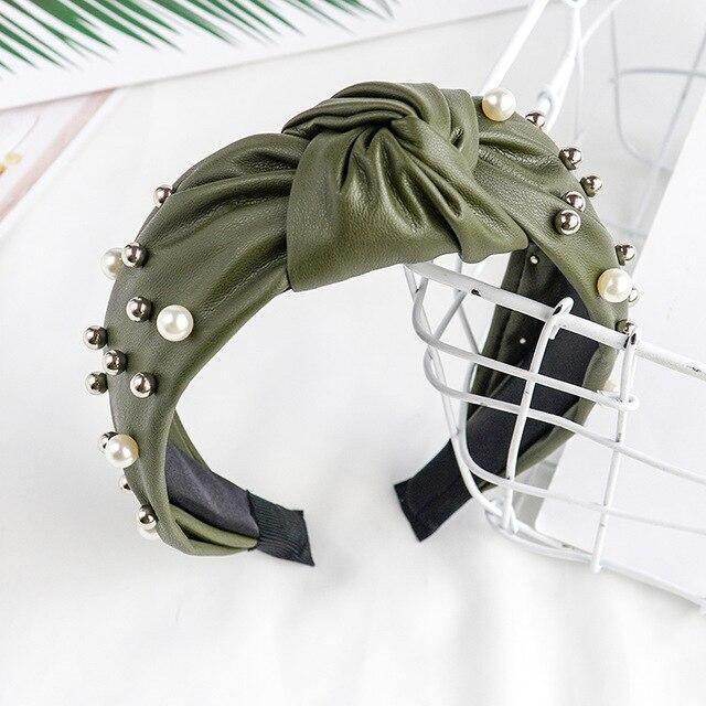 Tiara Couro Pérolas - Sua Boutique