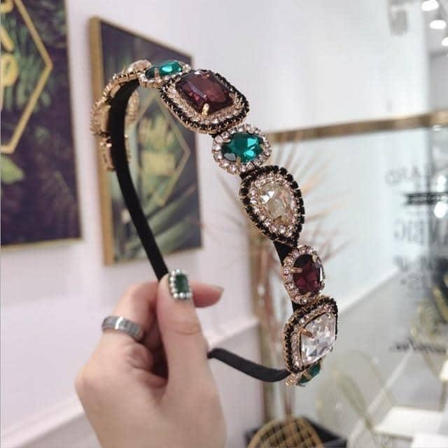 Tiara Pedras - Sua Boutique