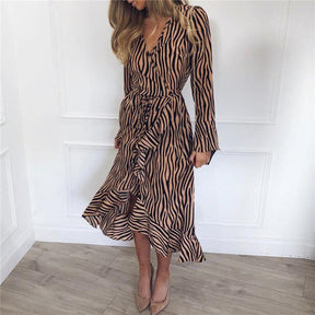 Vestido Midi Animal Print Ísis use o cupom PRIMEIRACOMPRA e garanta 12%OFF